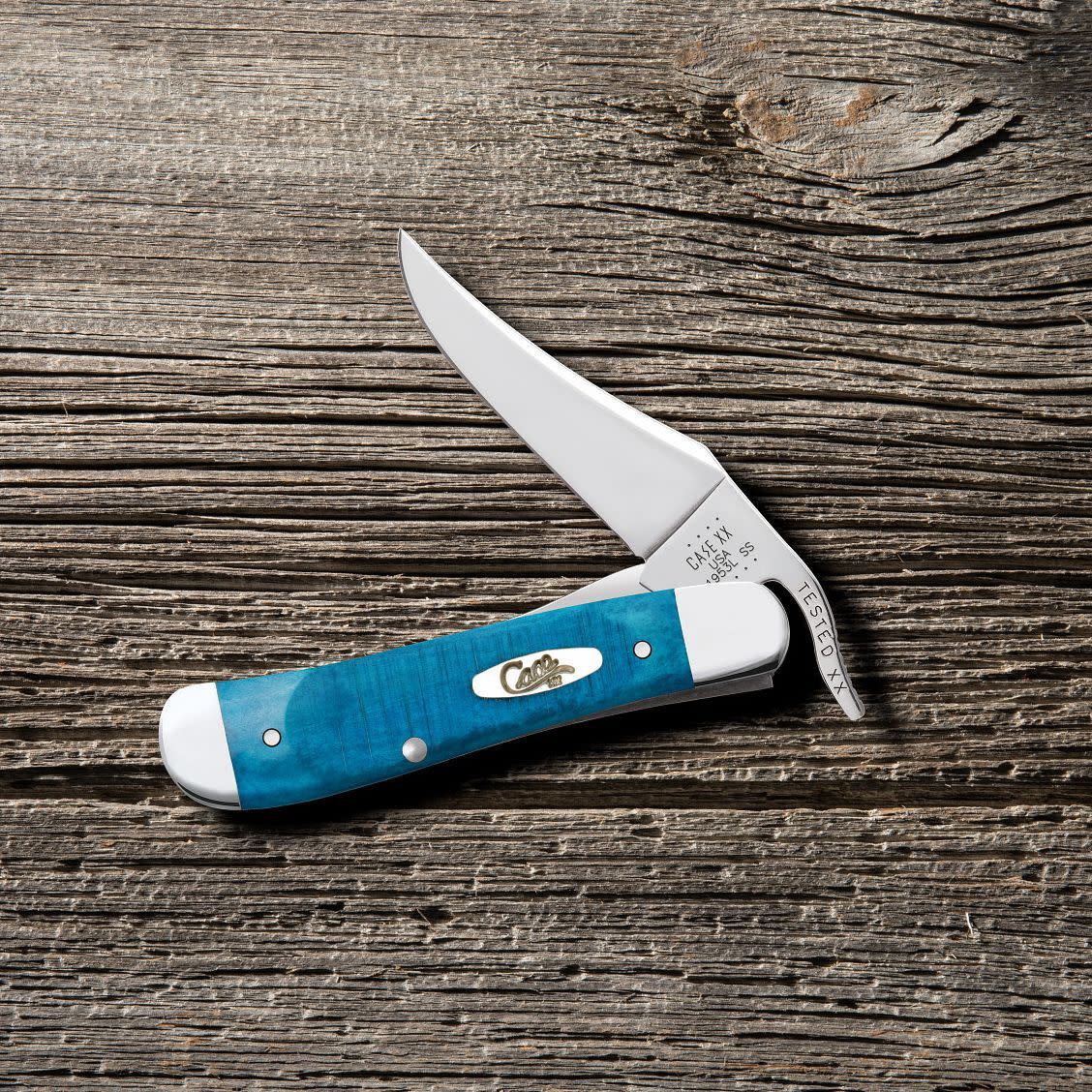 Sawcut Jig Caribbean Blue Bone RussLock® - Case Knife - 25589